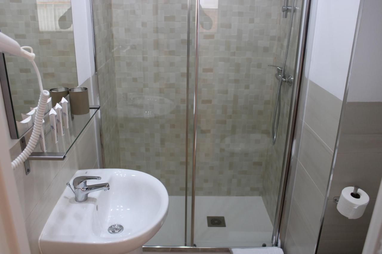 Fan Rooms Galvez Malaga Ngoại thất bức ảnh