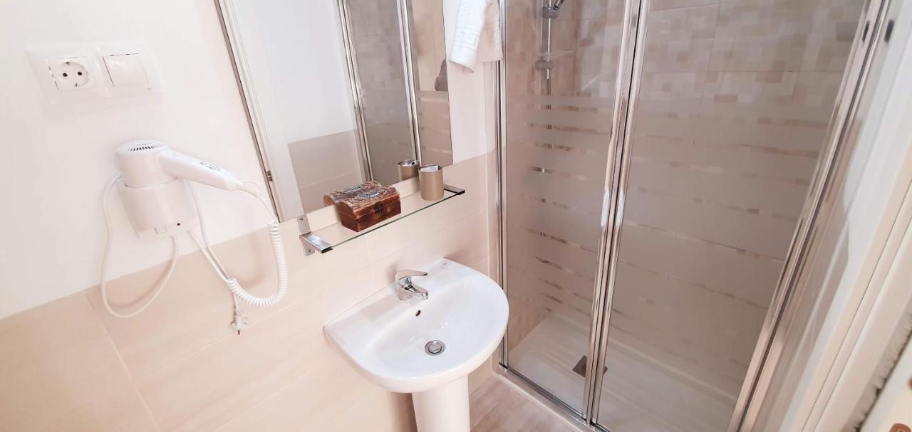 Fan Rooms Galvez Malaga Ngoại thất bức ảnh