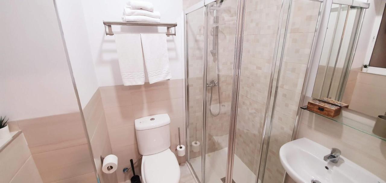Fan Rooms Galvez Malaga Ngoại thất bức ảnh